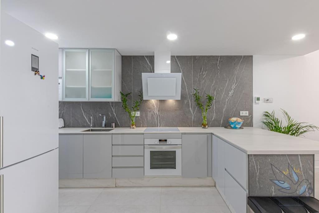 Puerto Marina Luxury 2Bdr Apartment With Sea View Benalmádena Εξωτερικό φωτογραφία